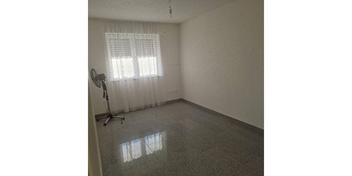 Doppelhaushälfte Pforzheim Nordweststadt - 7 Zimmer, 161 m&sup2;, 565.000&euro; | Angebot:26213556