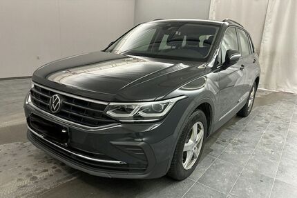 VW Tiguan 149.900 km 22.460 &euro; Bretten 75015
