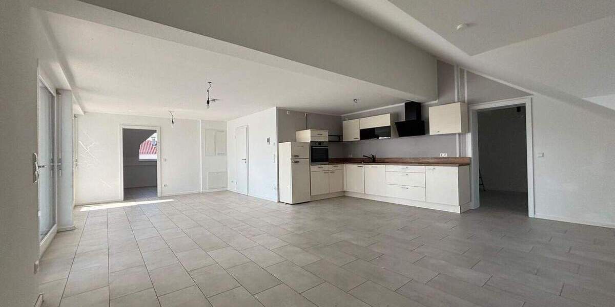 Etagenwohnung Friolzheim - 3 Zimmer, 89 m&sup2;, 1.100&euro; | Angebot:25707608