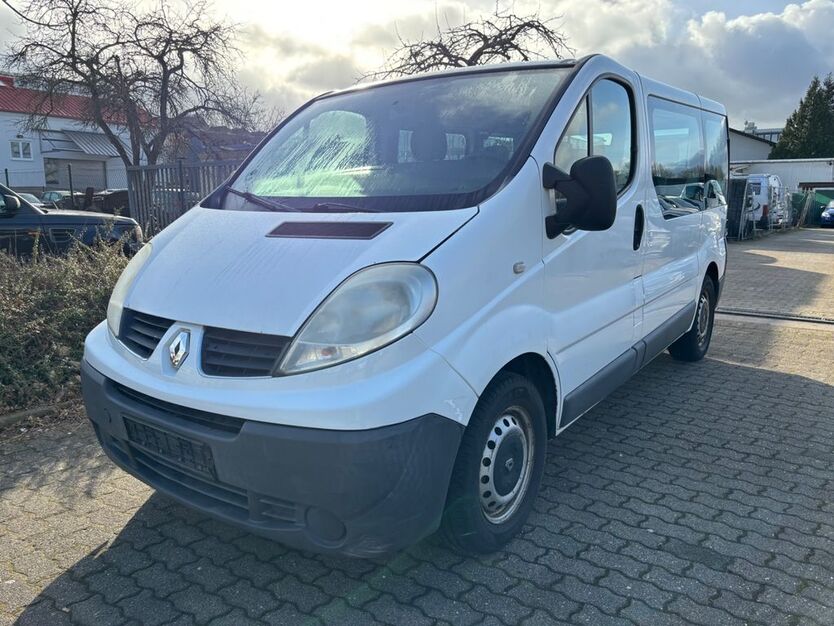 Renault Trafic 446.000 km 2.999 € Karlsruhe 76135