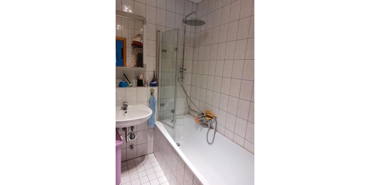 Erdgeschoßwohnung Pforzheim Eutingen - 2 Zimmer, 60 m&sup2;, 600&euro; | Angebot:25361454