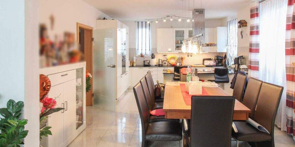 Großzügiges Familienparadies: Ihr Traumhaus wartet in Pforzheim-Eutingen 6 zimmer