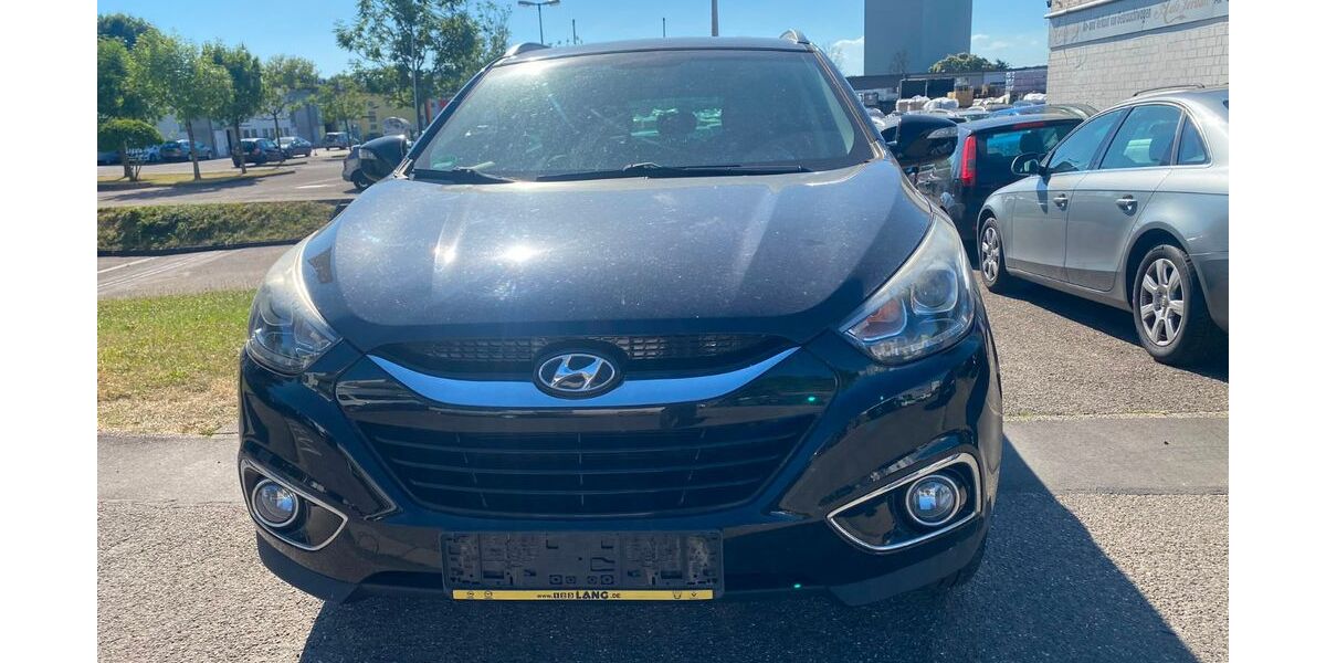 Hyundai ix35 114.000 km 7.990 &euro; Ettlingen 76275