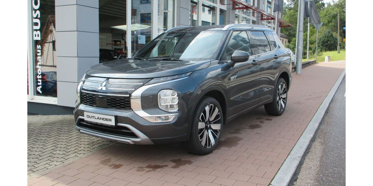 Mitsubishi Plug-in Hybrid Outlander 6.500 km 51.790 &euro; Niefern Öschelbronn 75223