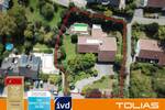 Traumhaftes Grundstück in A-Lage! Frei stehendes Architektenhaus mit Pool - großer Anbau genehmigt zimmer