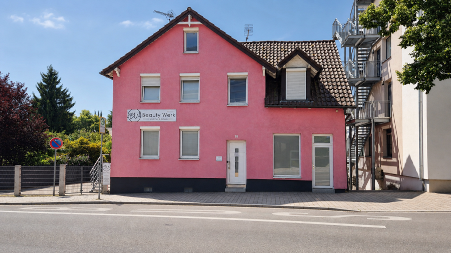 Provisionsfrei* A+ Altbau am Marktplatz: Mehrfamilienhaus (3 WE) mit Wärmepumpe — provisionsfrei - Mehrfamilienhaus, Wohnhaus Birkenfeld | Angebot:27113629