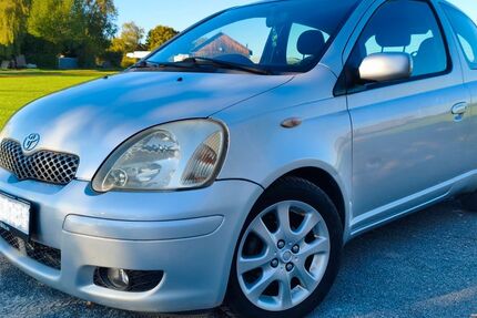 Toyota Yaris 215.000 km 1.000 € Stuttgart 70437