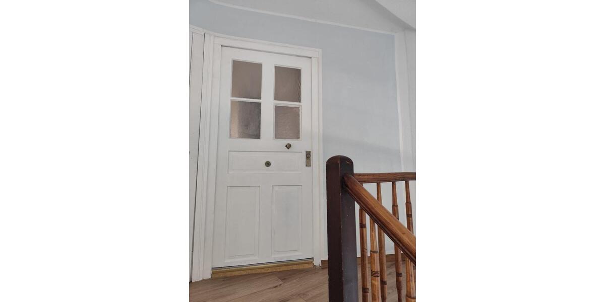 Pfiffige und sonnige Dachgeschoss Wohnung 4 zimmer