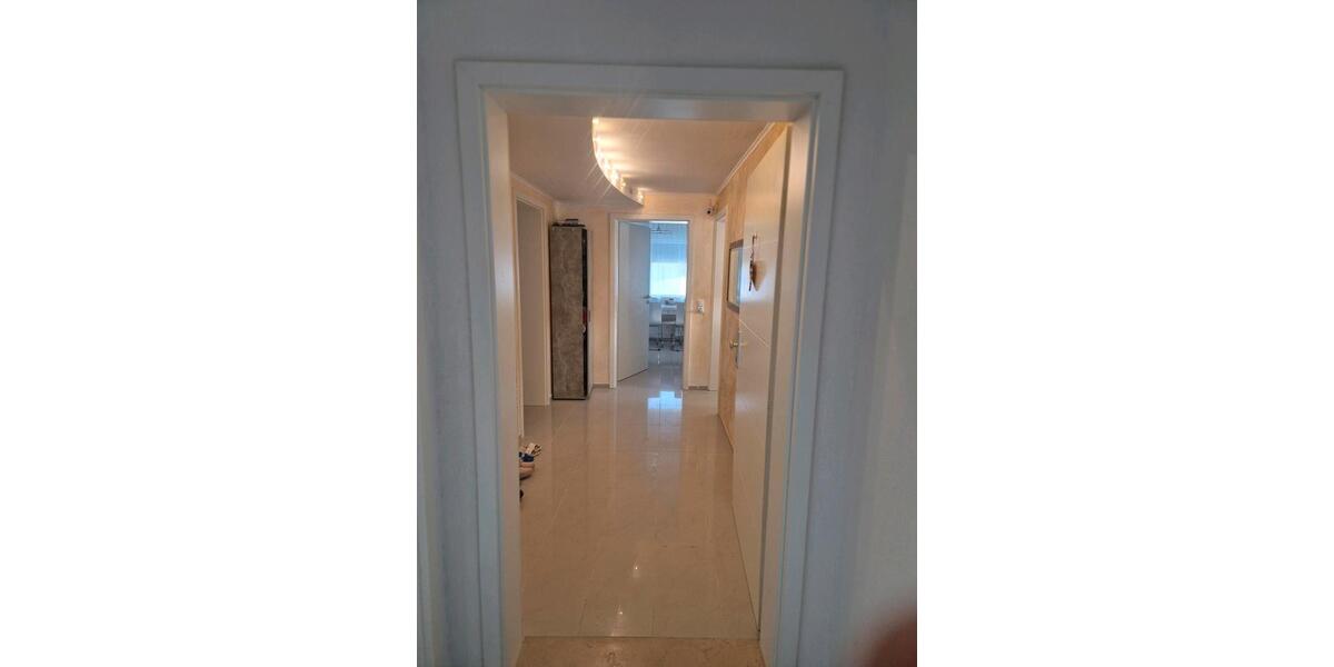 Erdgeschoßwohnung Neuenbürg - 1 Zimmer, 100 m&sup2;, 1.600&euro; | Angebot:26400950