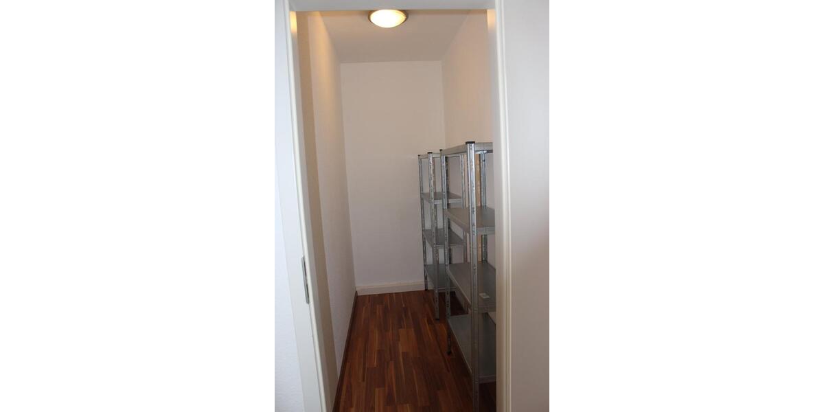 Reihenhaus Sindelfingen Darmsheim - 5.5 Zimmer, 136 m&sup2;, 2.400&euro; | Angebot:26313388