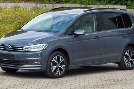 VW Touran 28.200 km 30.990 € Kürnbach 75057