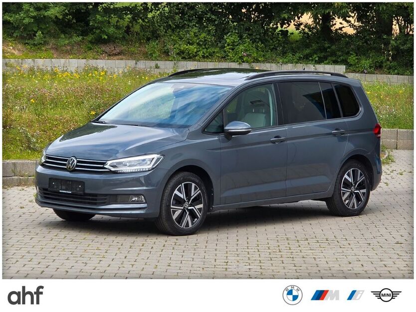 VW Touran 28.200 km 30.990 € Kürnbach 75057