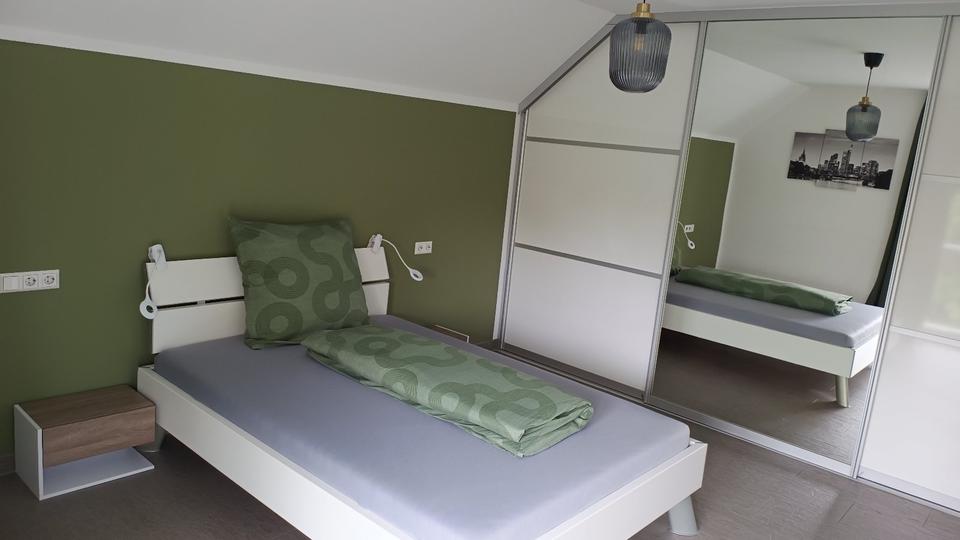 Erdgeschoßwohnung Markgröningen - 2.5 Zimmer, 85 m&sup2;, 1.500&euro; | Angebot:26124259