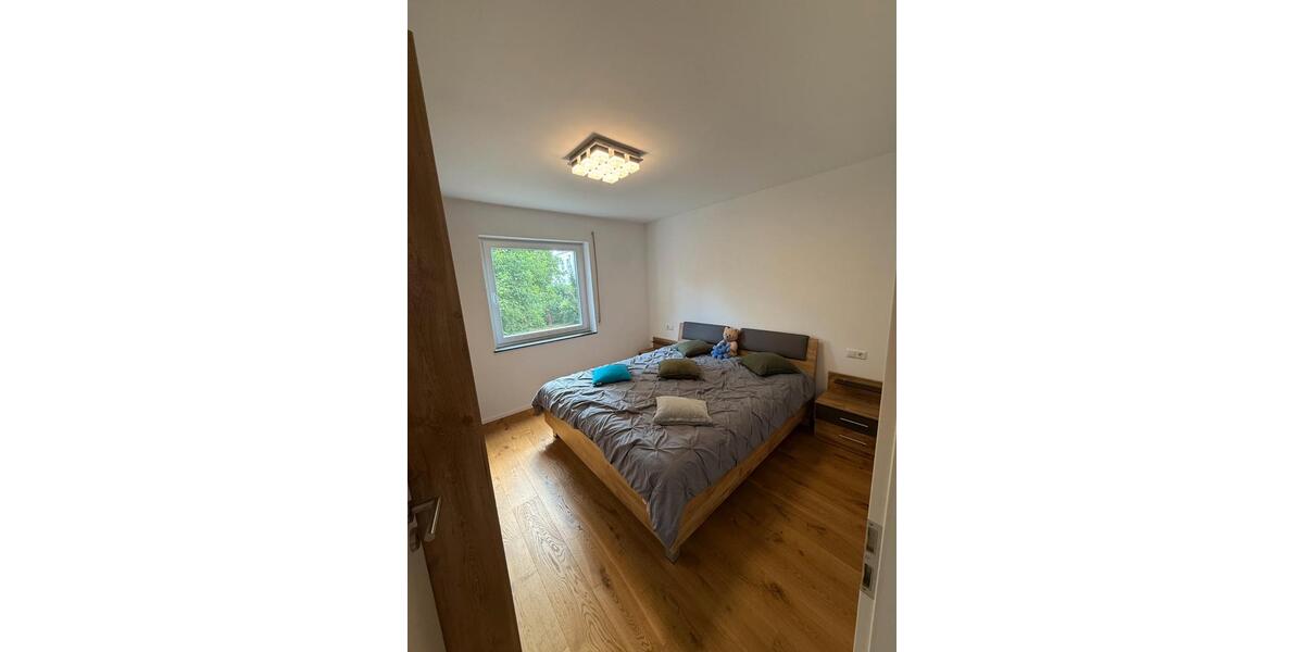 Etagenwohnung Sachsenheim - 3 Zimmer, 69 m&sup2;, 285.000&euro; | Angebot:27242027
