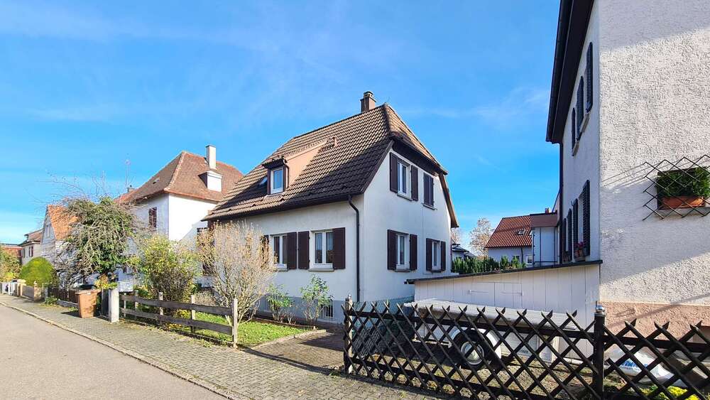Haus zum Kaufen in Gerlingen 598.000 € 107 m² 4.5 zimmer