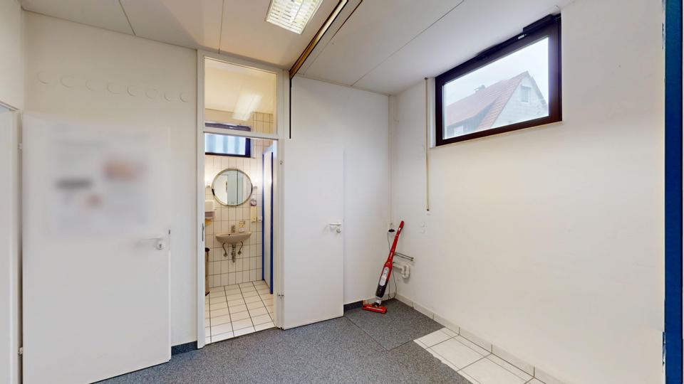 Gewerbeobjekt Sersheim - 1.200&euro; | Angebot:24774877