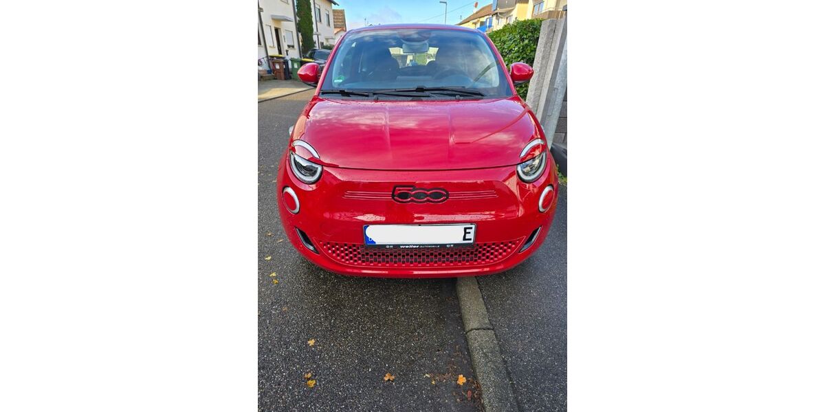 Fiat 500e 8.000 km 21.000 &euro; Sachsenheim 74343