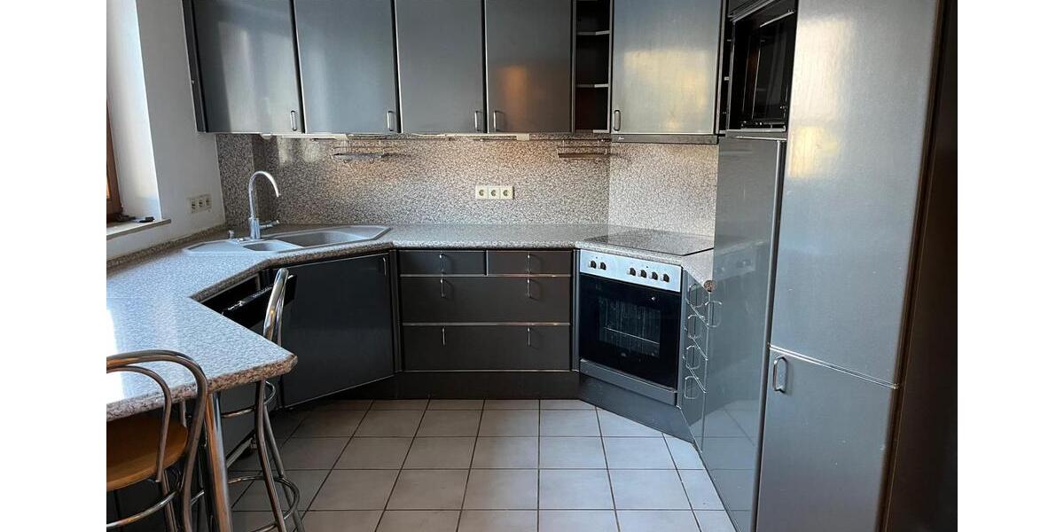 Einfamilienhaus Leonberg - 7 Zimmer, 192 m&sup2;, 2.000&euro; | Angebot:26357981