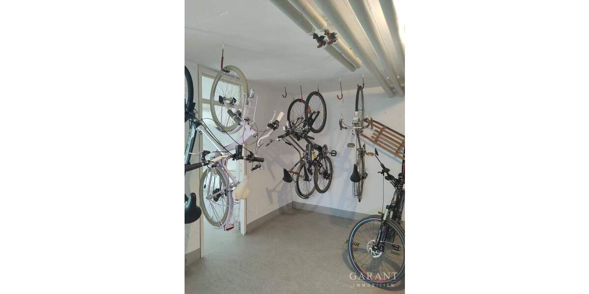 Etagenwohnung Pforzheim Sonnenhof - 2 Zimmer, 66 m&sup2;, 198.000&euro; | Angebot:25880936