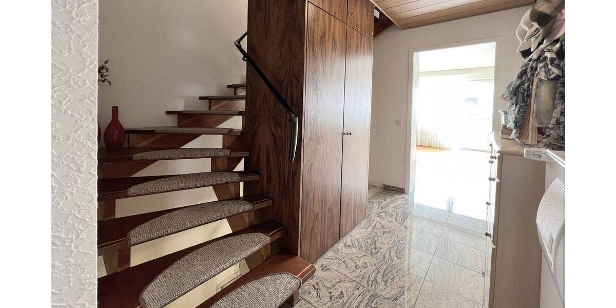 Reihenendhaus Leonberg Warmbronn - 6 Zimmer, 124 m&sup2;, 620.000&euro; | Angebot:25929205