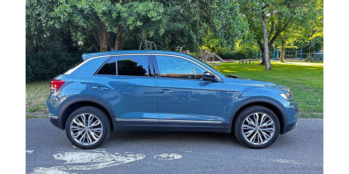 VW T-Roc 71.000 km 20.500 &euro; Karlsruhe 76199