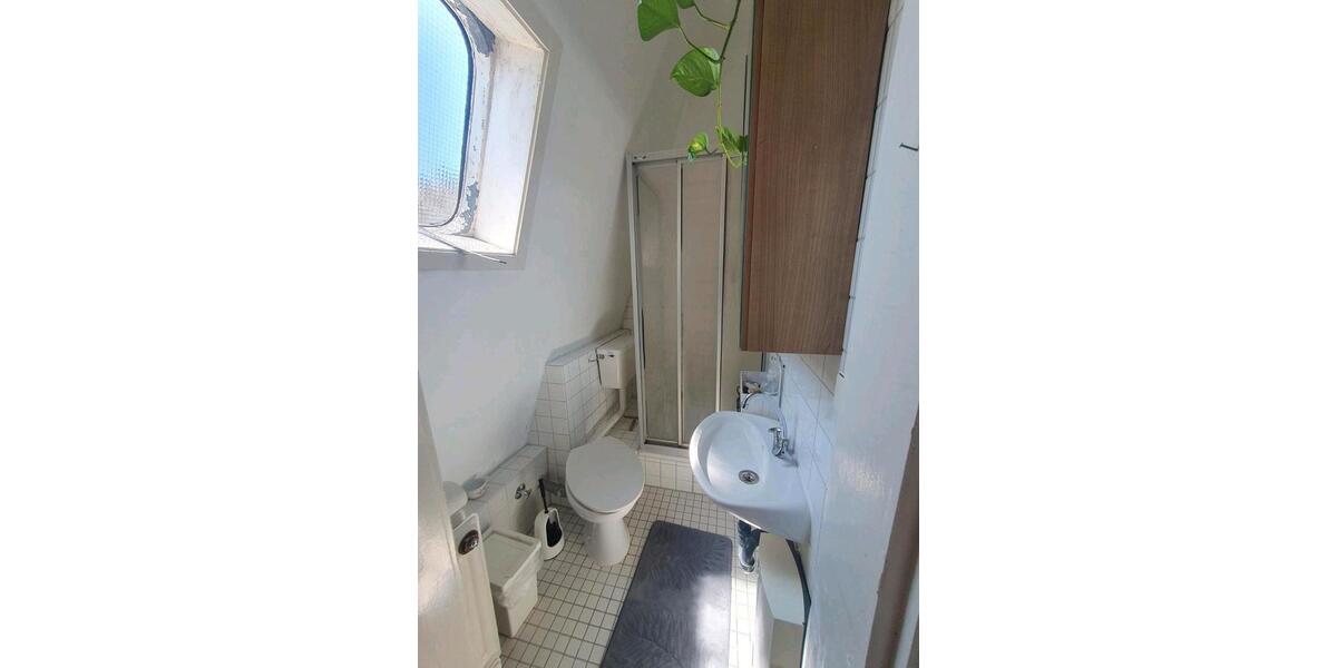 Etagenwohnung Pforzheim Dillweißenstein - 5 Zimmer, 14 m&sup2;, 280&euro; | Angebot:26406573