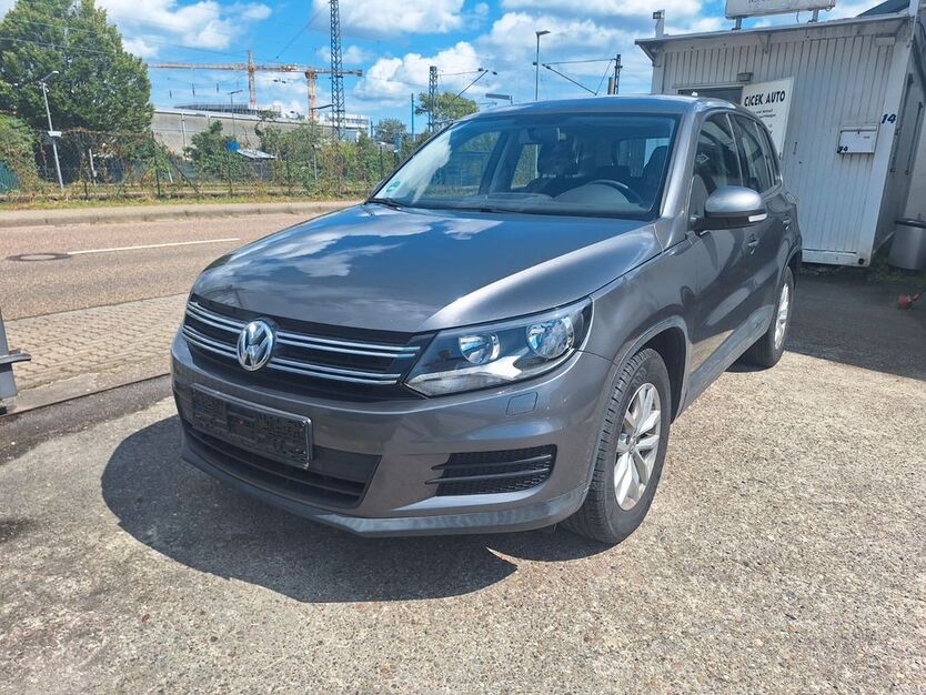 VW Tiguan 139.416 km 9.990 € Karlsruhe 76185