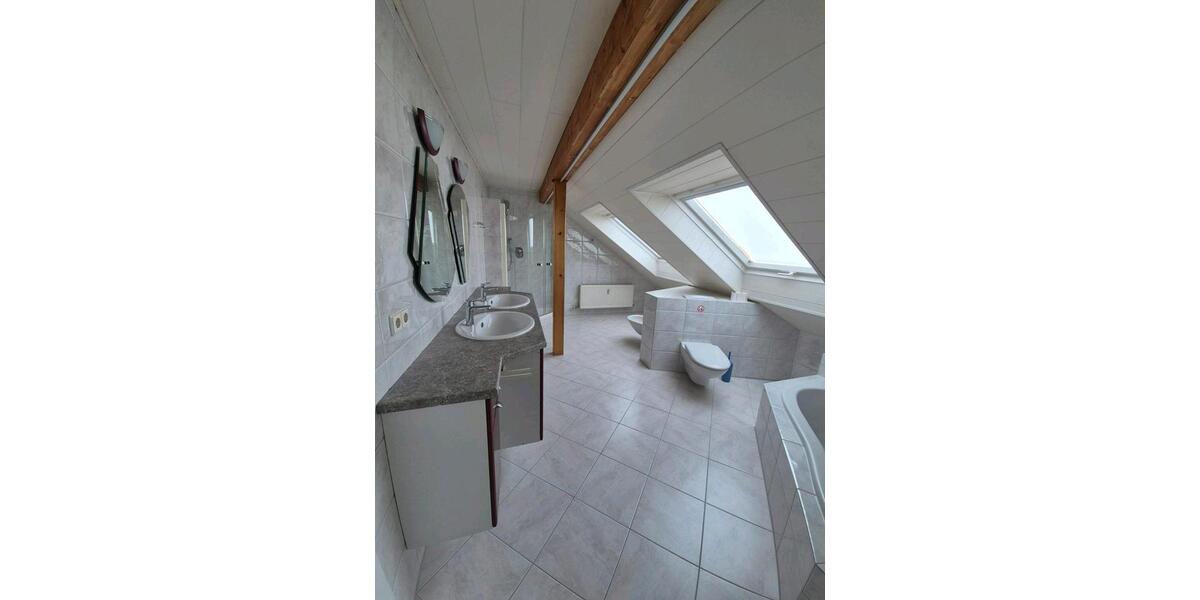 Dachgeschosswohnung ab MärzApril in Stutensee Staffort 2 zimmer