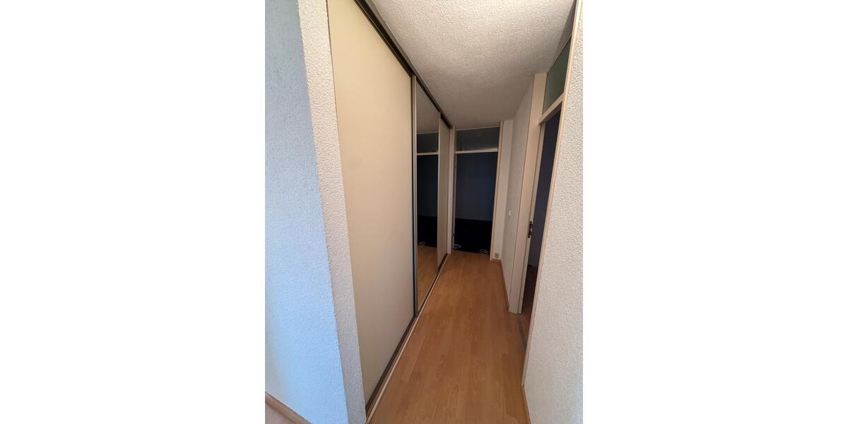 Etagenwohnung Ditzingen - 3.5 Zimmer, 91 m&sup2;, 335.000&euro; | Angebot:26790553