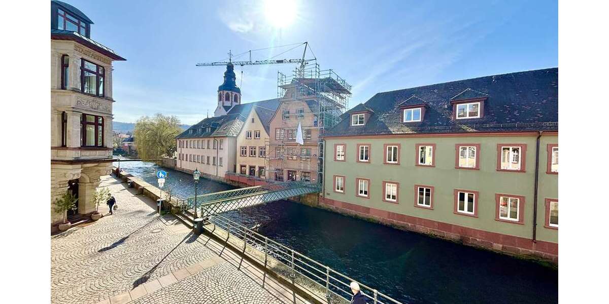 Etagenwohnung Ettlingen - 3 Zimmer, 105 m&sup2;, 1.425&euro; | Angebot:25419071