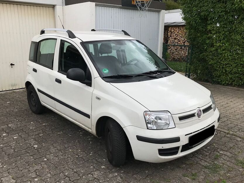 Fiat Panda 98.000 km 3.900 € Karlsruhe 76137