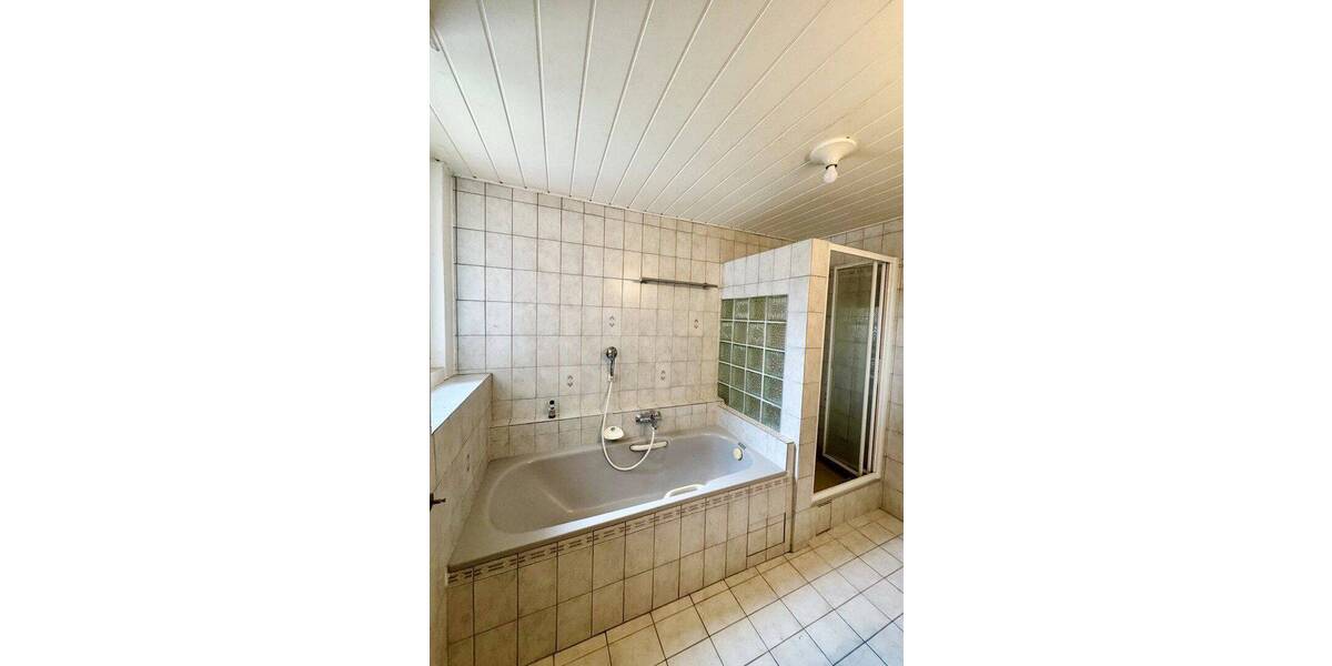 Doppelhaushälfte Walzbachtal Wössingen - 7 Zimmer, 169 m&sup2;, 519.000&euro; | Angebot:26822640