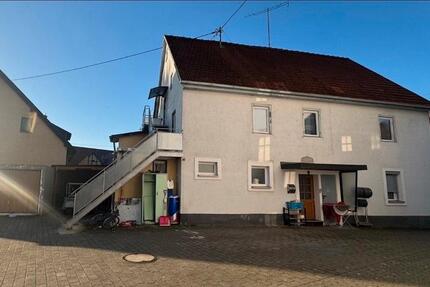 Haus Markgröningen - 13 Zimmer, 250 m&sup2;, 535.000&euro; | Angebot:26504701