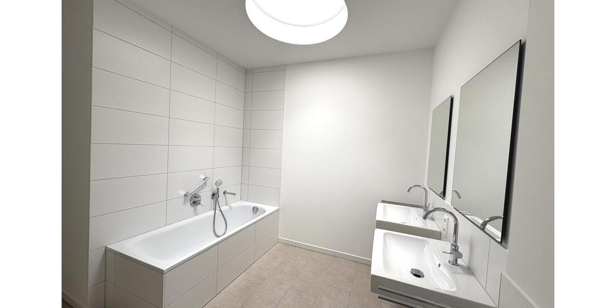 Einfamilienhaus Leonberg - 4 Zimmer, 124 m&sup2;, 2.472&euro; | Angebot:24919337