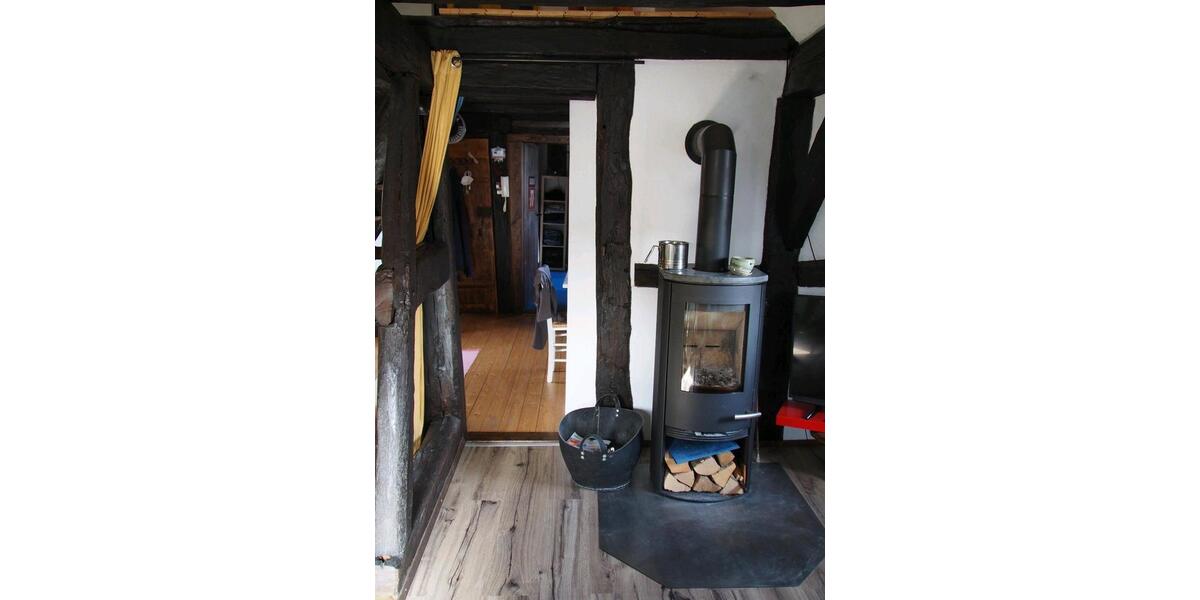 Einfamilienhaus Oberderdingen - 9 Zimmer, 125 m&sup2;, 335.000&euro; | Angebot:25142460