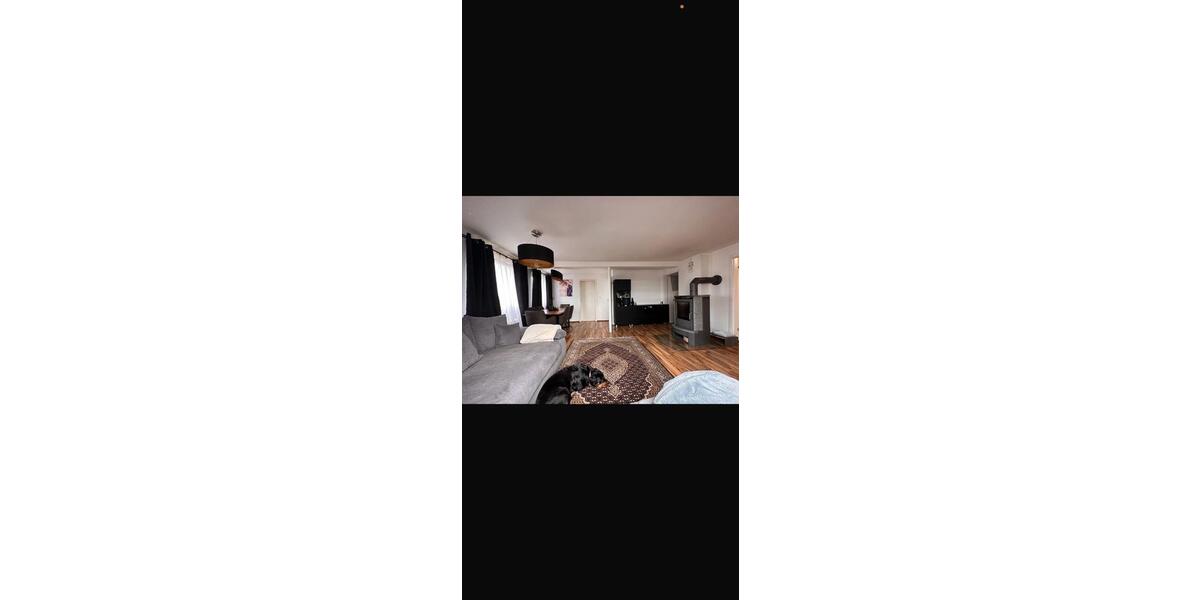 Dachgeschoßwohnung Straubenhardt - 2.5 Zimmer, 69 m&sup2;, 720&euro; | Angebot:26232799