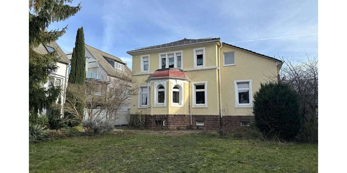 Einfamilienhaus Ettlingen - 8 Zimmer, 258 m&sup2;, 1.190.000&euro; | Angebot:25275410