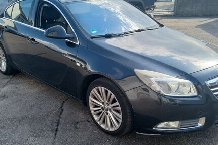 Opel Insignia 244.000 km 2.290 &euro; Karlsruhe 76185