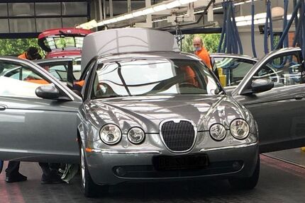 Jaguar S-Type 311.000 km 5.499 &euro; Sindelfingen 71067