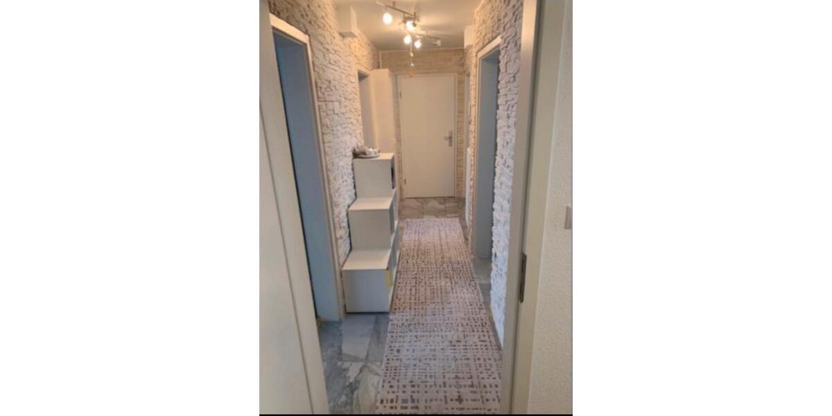 Dachgeschoßwohnung Keltern - 3 Zimmer, 73 m&sup2;, 550&euro; | Angebot:21365442