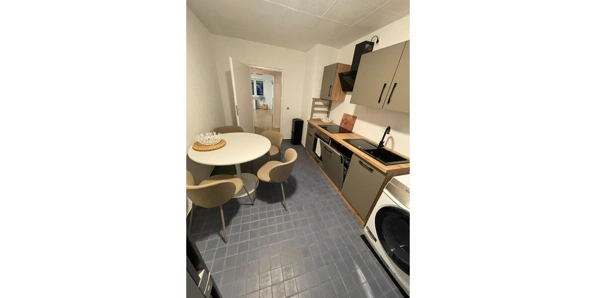 Etagenwohnung Karlsruhe Hagsfeld - 25 Zimmer, 96 m&sup2;, 590&euro; | Angebot:24627429