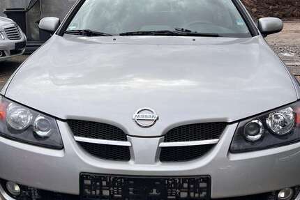 Nissan Almera 96.000 km 1.750 € Stuttgart 70376