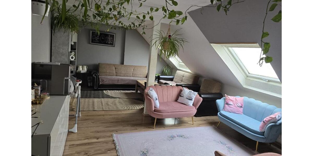 Dachgeschoßwohnung Pforzheim - 3 Zimmer, 95 m&sup2;, 199.000&euro; | Angebot:26058386