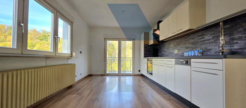 Wohnen mit Aussicht – charmante 2,5-Zimmer-Wohnung mit großem Balkon und Wohlfühlambiente 2.5 zimmer