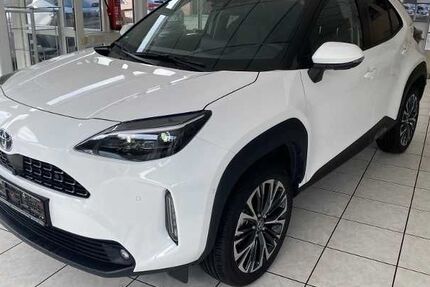 Toyota Yaris Cross 12.000 km 24.990 &euro; Straubenhardt-Ottenhausen 75334