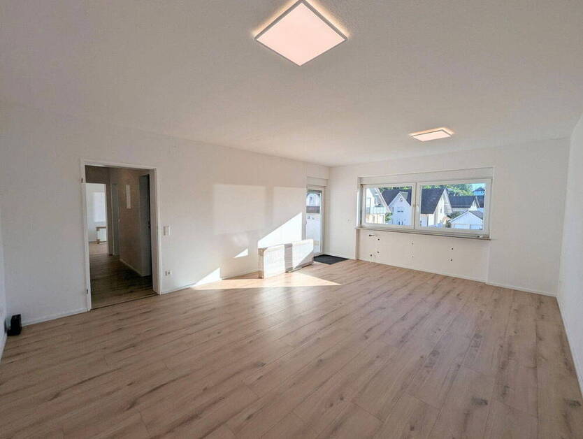 Erstbezug nach Modernisierung - Lichtdurchflutete 2-Zimmer-Wohnung