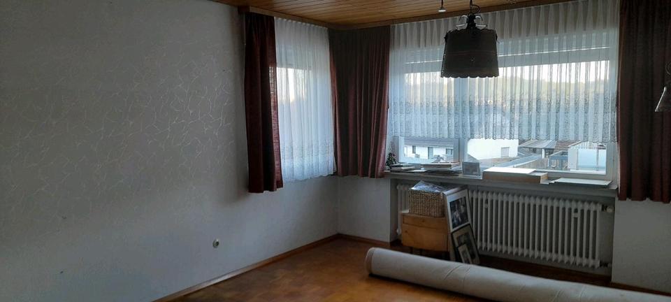 Doppelhaushälfte Gaggenau - 8 Zimmer, 170 m&sup2;, 350.000&euro; | Angebot:26251347