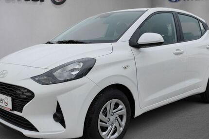 Hyundai i10 10.000 km 13.990 &euro; Pforzheim 75177