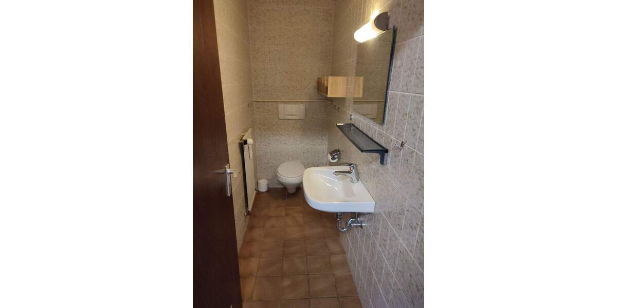 Etagenwohnung Bad Wildbad - 3 Zimmer, 104 m&sup2;, 175.000&euro; | Angebot:25780875