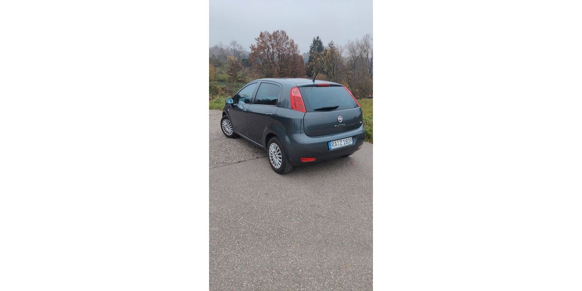 Fiat Punto 142.000 km 5.100 &euro; gaggenau 76571